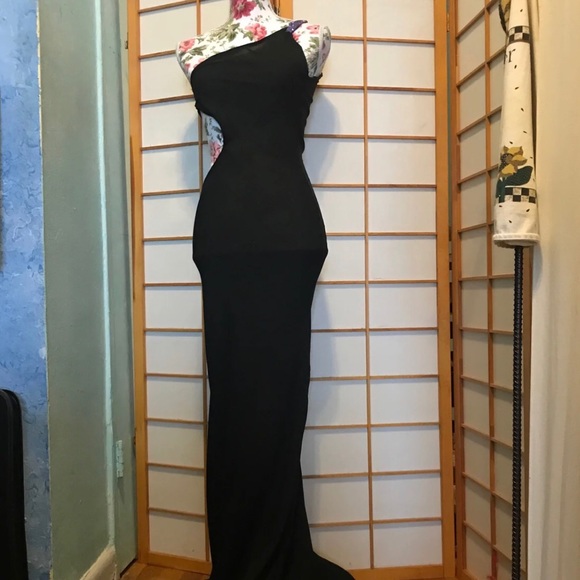 Black evening gown, cut out, 1 shoulder maxi dress - Picture 4 of 6